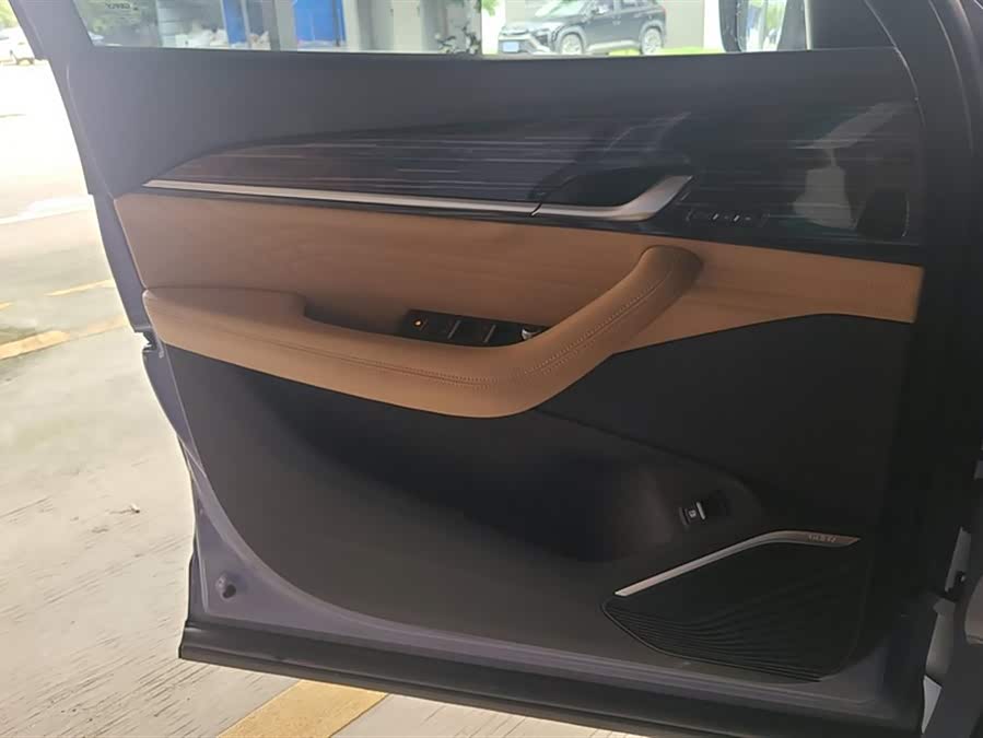 GEELY Monjaro EREV 2023 car image #8