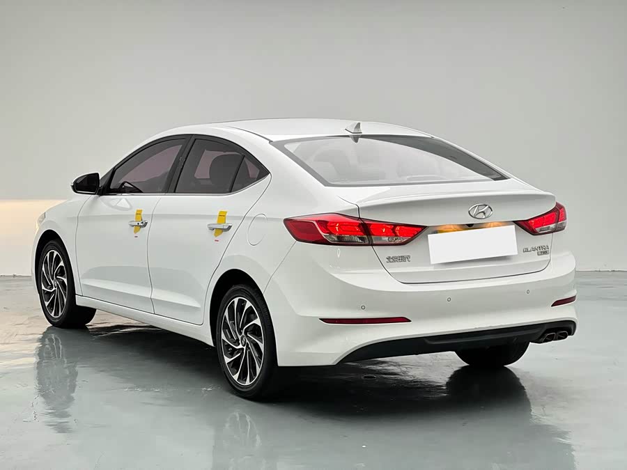 Hyundai C3R 2020 car image #8