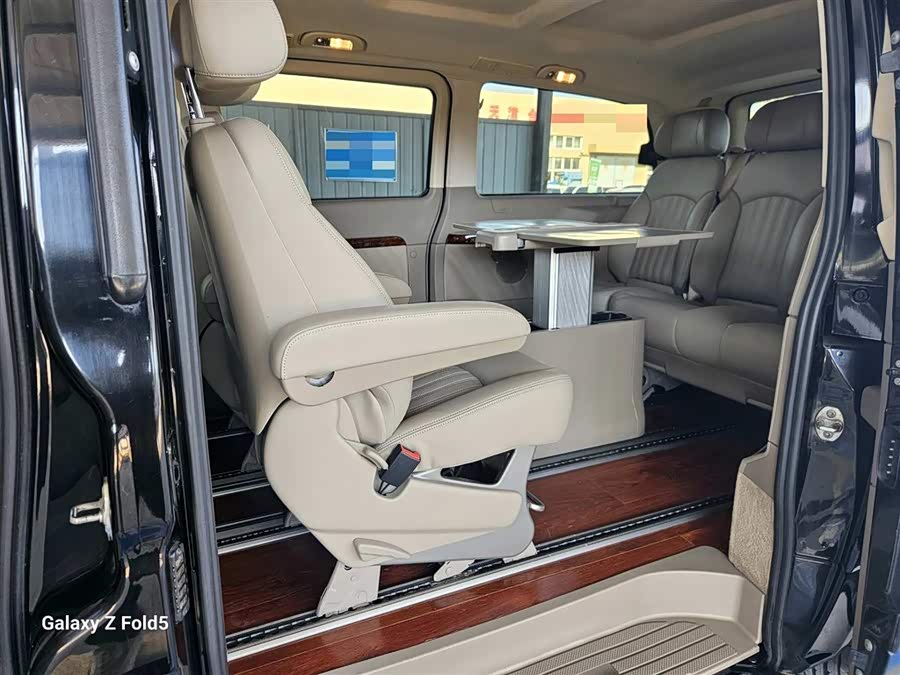 奔驰 唯雅诺 2016 汽车图片 #8