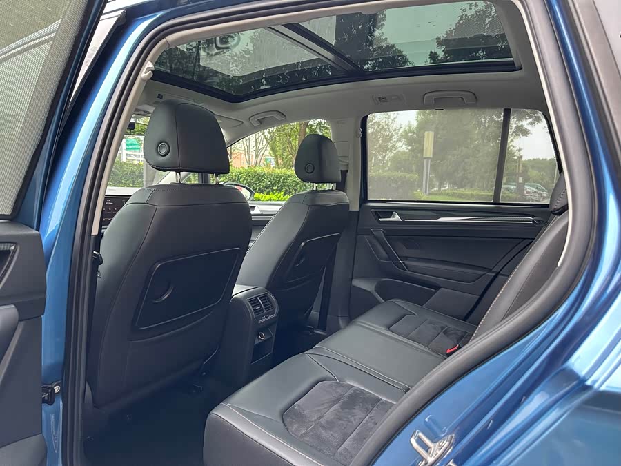 Volkswagen Golf Sportsvan 2018 #8 Volkswagen Golf Sportsvan 2018 car image #8