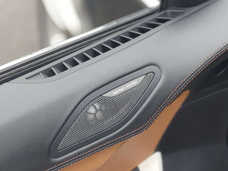 BMW 6 Series 2017 car image #8