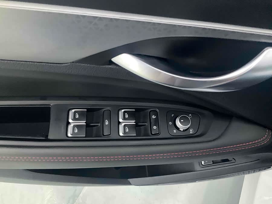 GEELY Tugella S 2022 car image #8