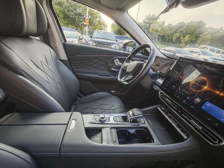 Chery Arrizo 8 Pro 2025 #8 Chery Arrizo 8 Pro 2025 car image #8