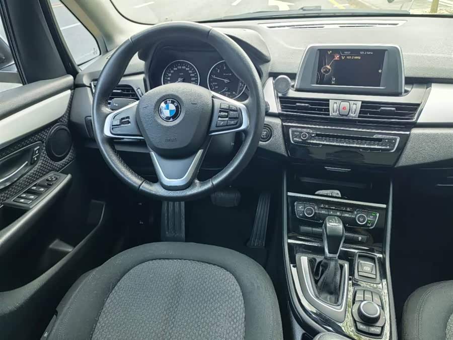 BMW 2 Series Tourer (Imported) 2015 #8 BMW 2 Series Tourer (Imported) 2015 car image #8