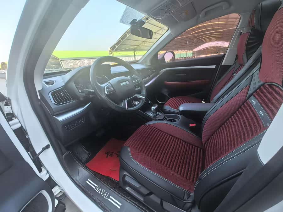 Haval H2s 2017 car image #8