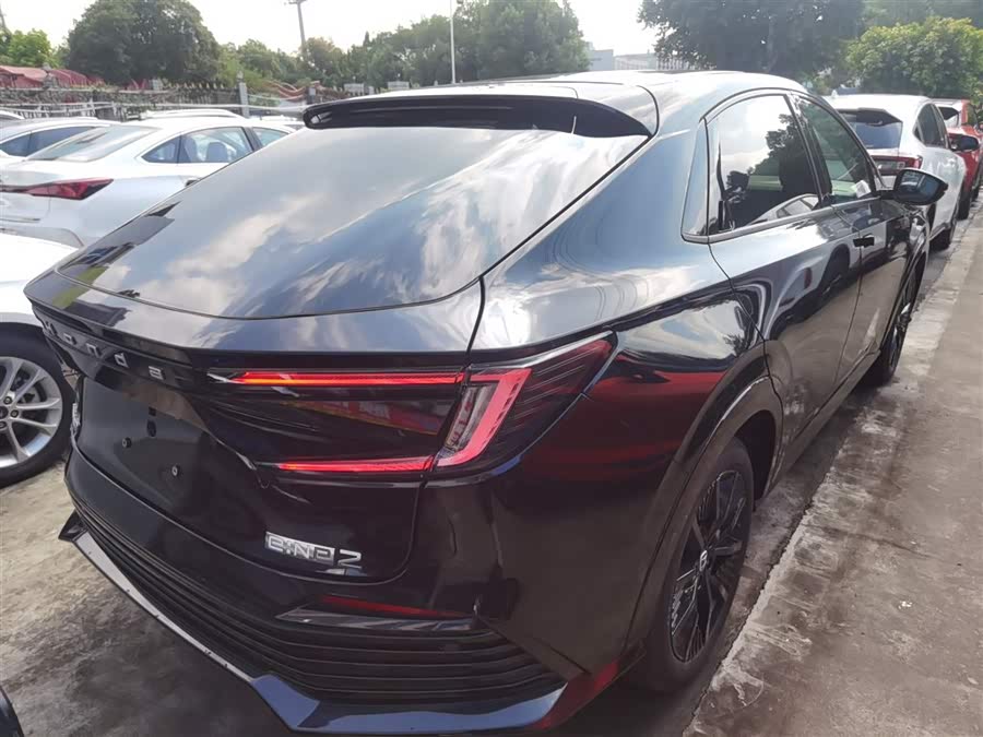 Honda e:NP2 2025 #8 Honda e:NP2 2025 car image #8