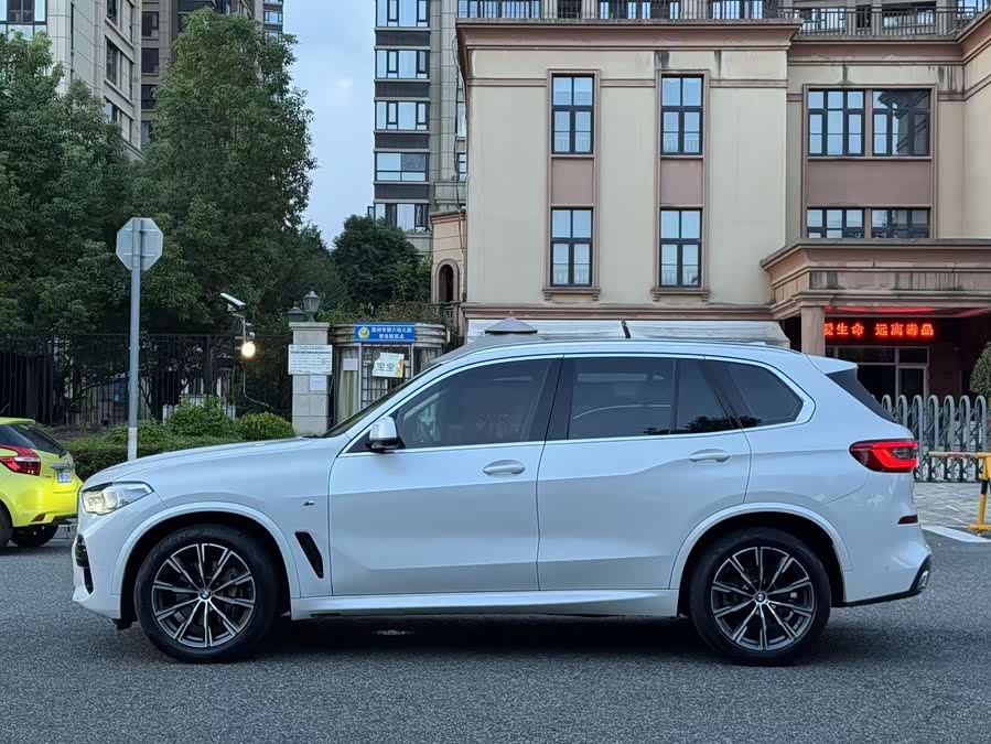 BMW X5 (Imported) 2019 car image #8