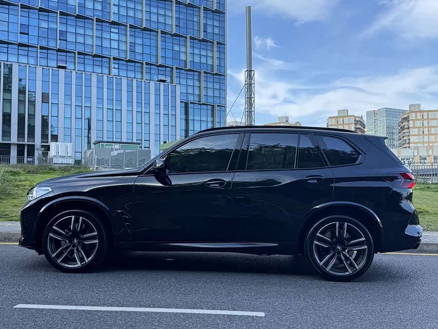 BMW X5 M 2021 car image #8