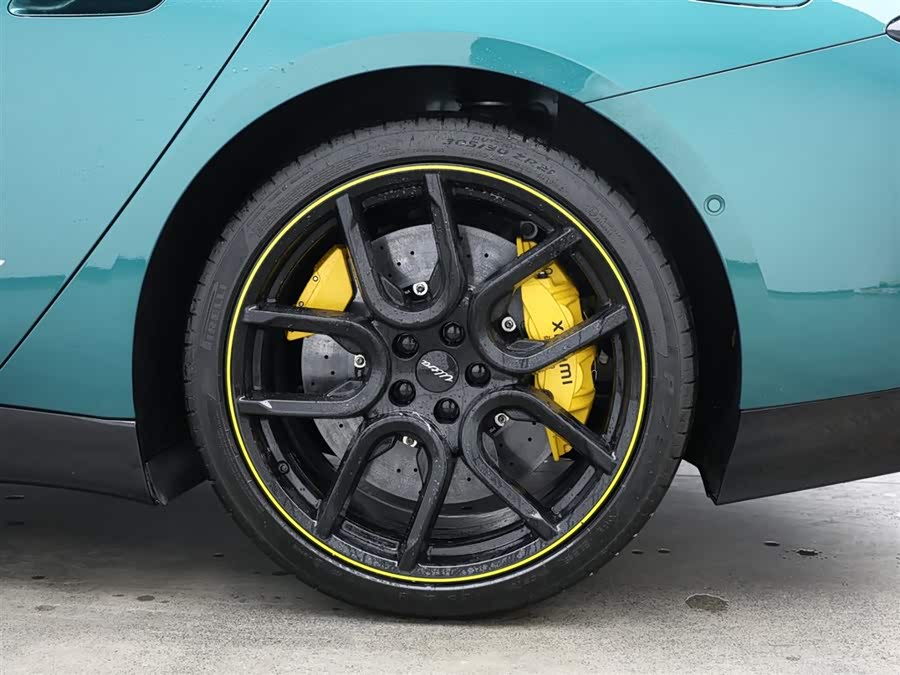 小米汽车 小米SU7 Ultra 2025 汽车图片 #8