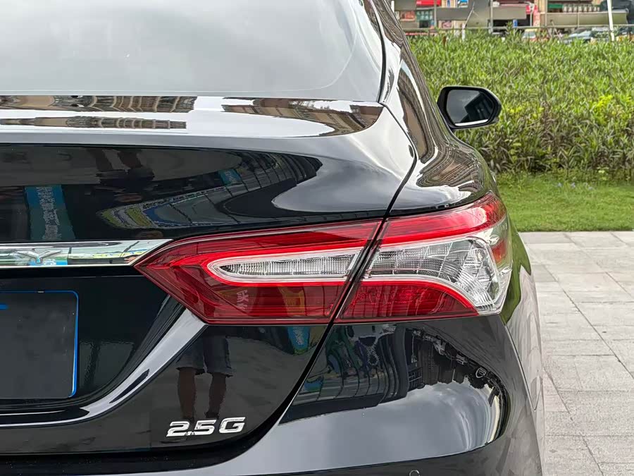 Toyota Camry 2023 #8 Toyota Camry 2023 car image #8