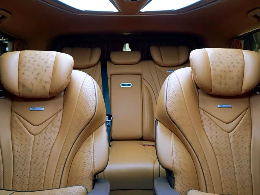 Mercedes-Benz Vito 2023 car image #8