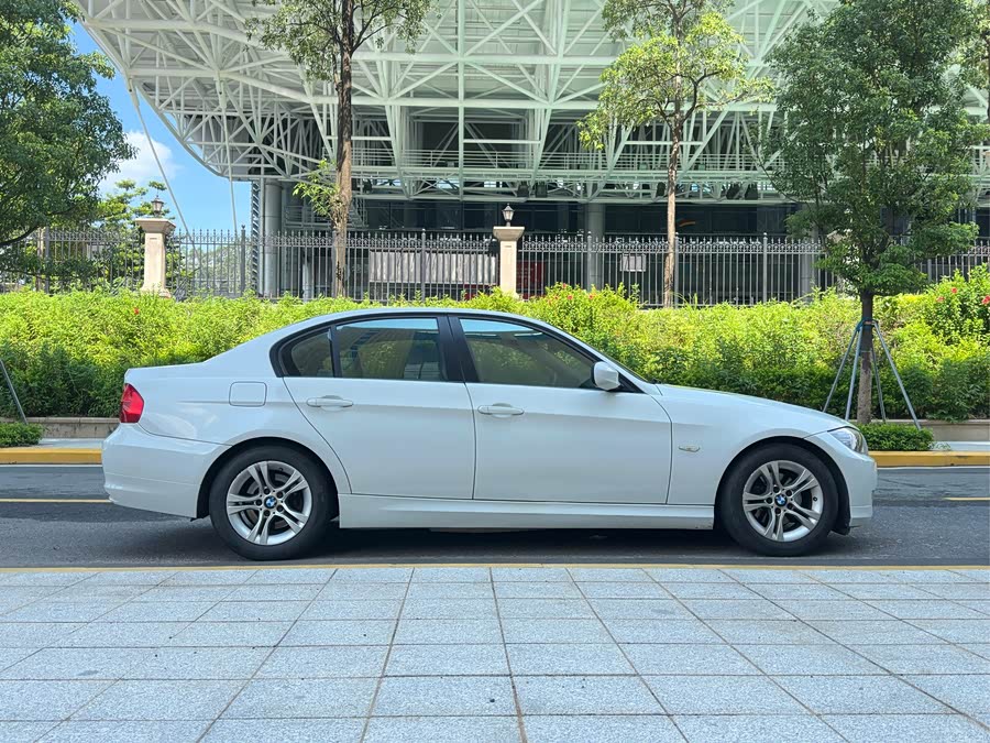 BMW 3 Series (Imported) 2012 изображение автомобиля #8