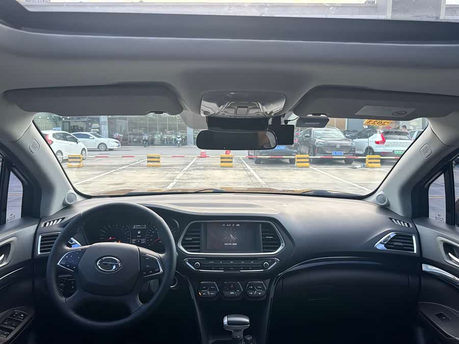 GAC Trumpchi GS4 2015 car image #8