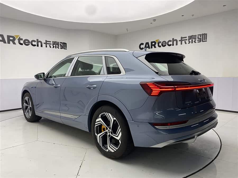 Mercedes-Benz SLK AMG immagine di auto #8