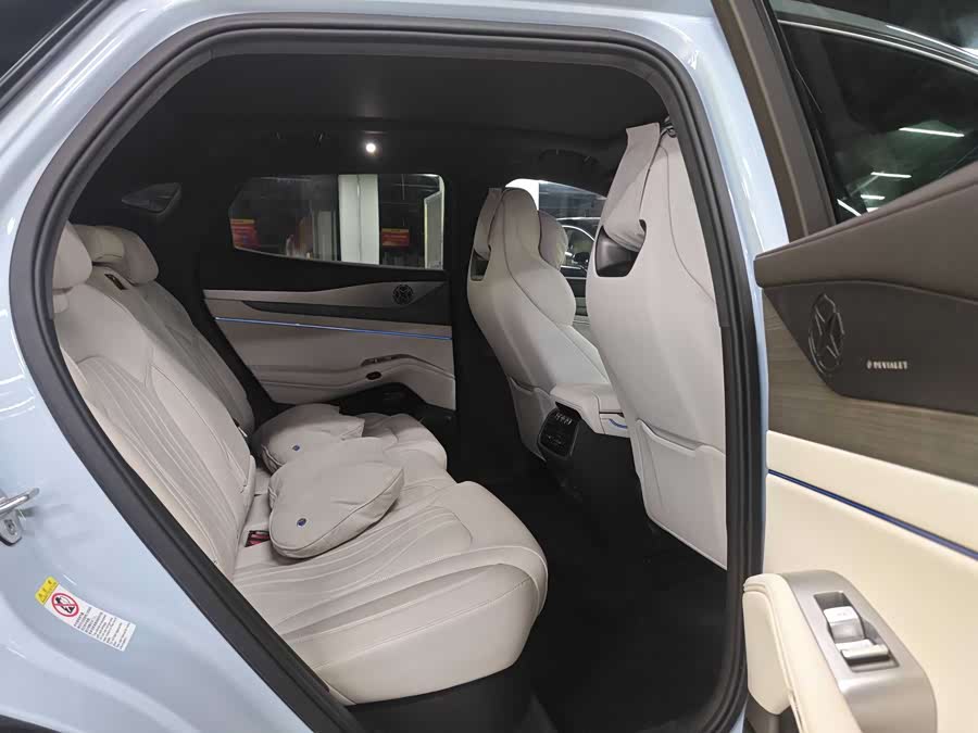 Denza N7 2024 image de voiture #8