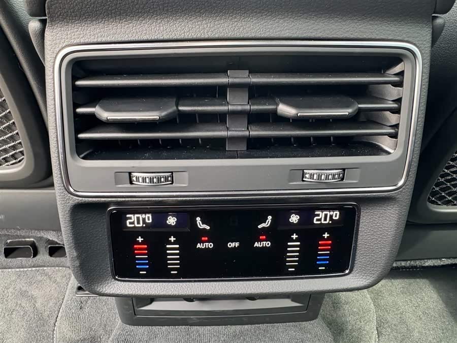 Audi SQ7 2024 image de voiture #8