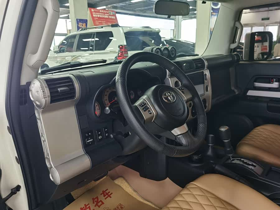 Toyota Reiz 2019 car image #8