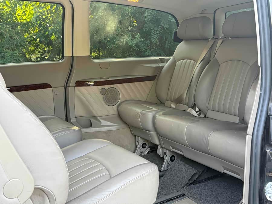 奔驰 唯雅诺 2016 汽车图片 #8