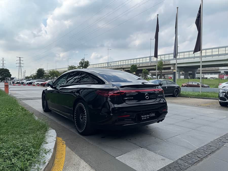 Mercedes-Benz EQS AMG 2025 #8 Mercedes-Benz EQS AMG 2025 car image #8