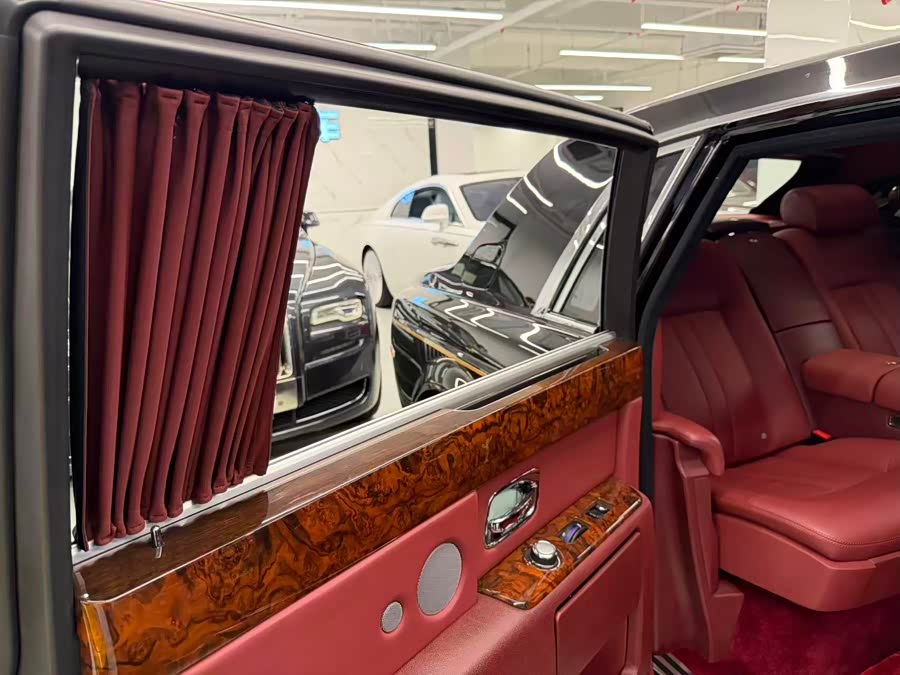 Rolls-Royce Phantom 2014 #8 Rolls-Royce Phantom 2014 car image #8