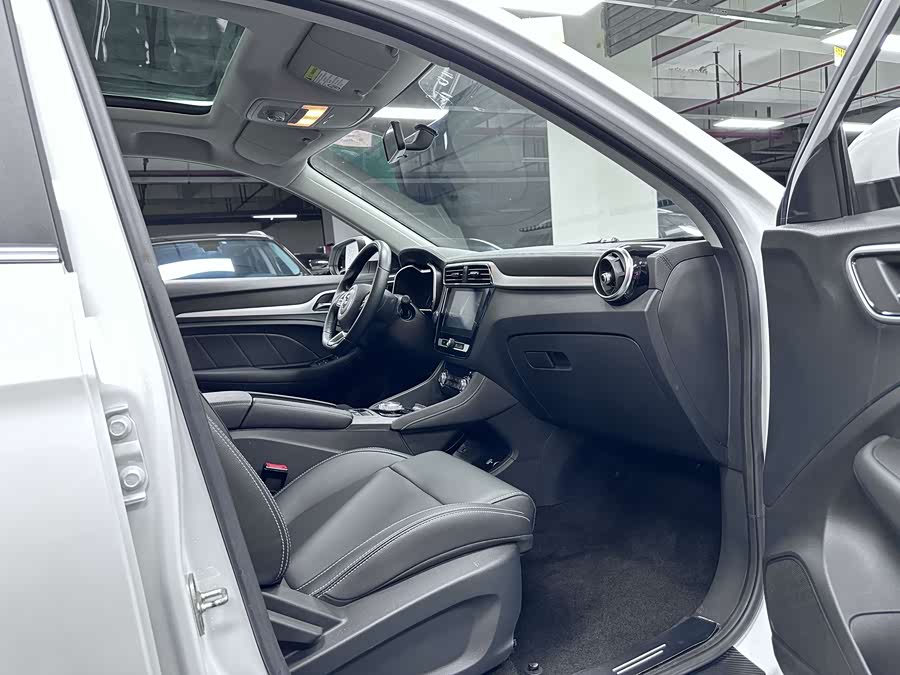 MG EZS Electric 2021 изображение автомобиля #8