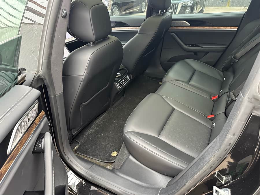 哪吒汽车 哪吒S 2023 汽车图片 #8