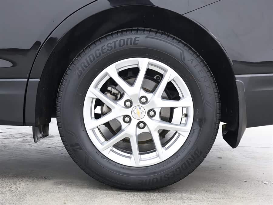 Chevrolet Equinox 2022 car image #8