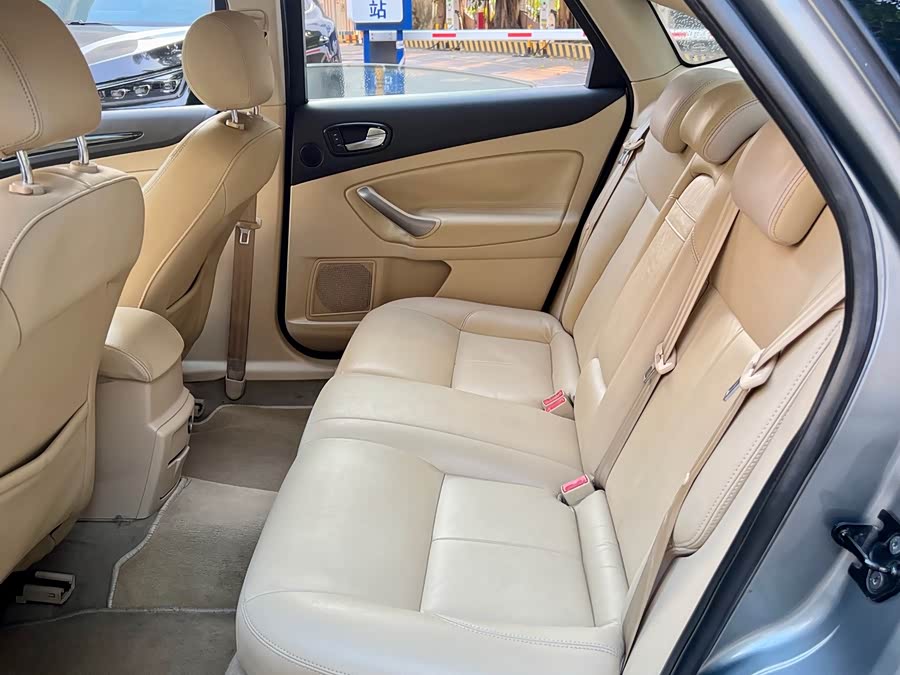 Ford Mondeo-Zhisheng 2010 car image #8