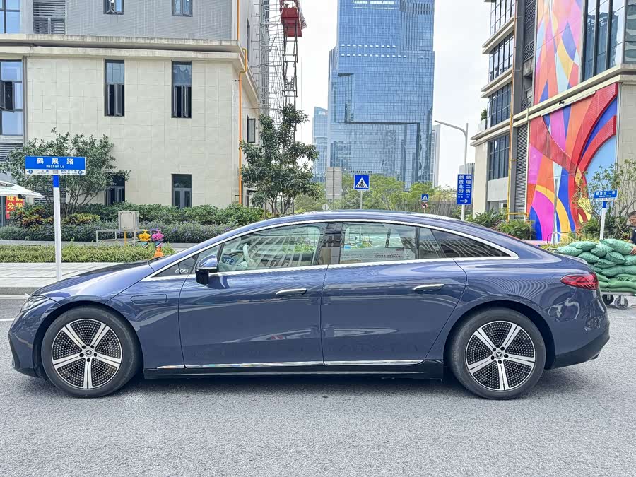 Mercedes-Benz EQS Class 2022 #8 Mercedes-Benz EQS Class 2022 car image #8