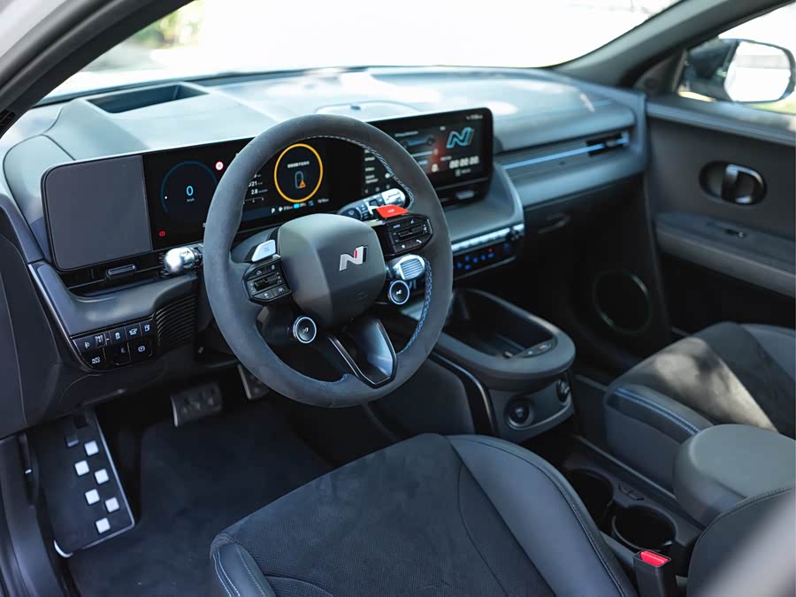 Hyundai IONIQ 5 N 2025 car image #8