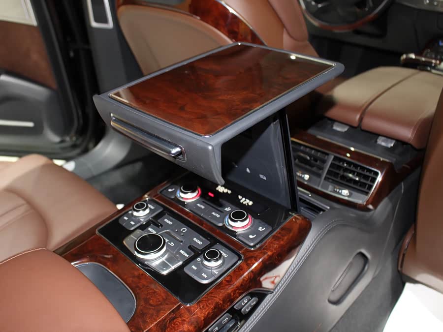 Audi A8 2013 imagen de coche #8