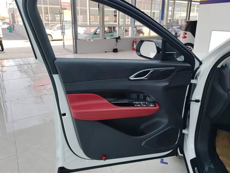 HongQi HS3 2025 #8 HongQi HS3 2025 immagine di auto #8