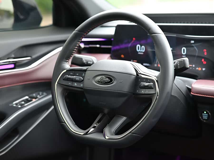 Ford Mondeo 2024 car image #8