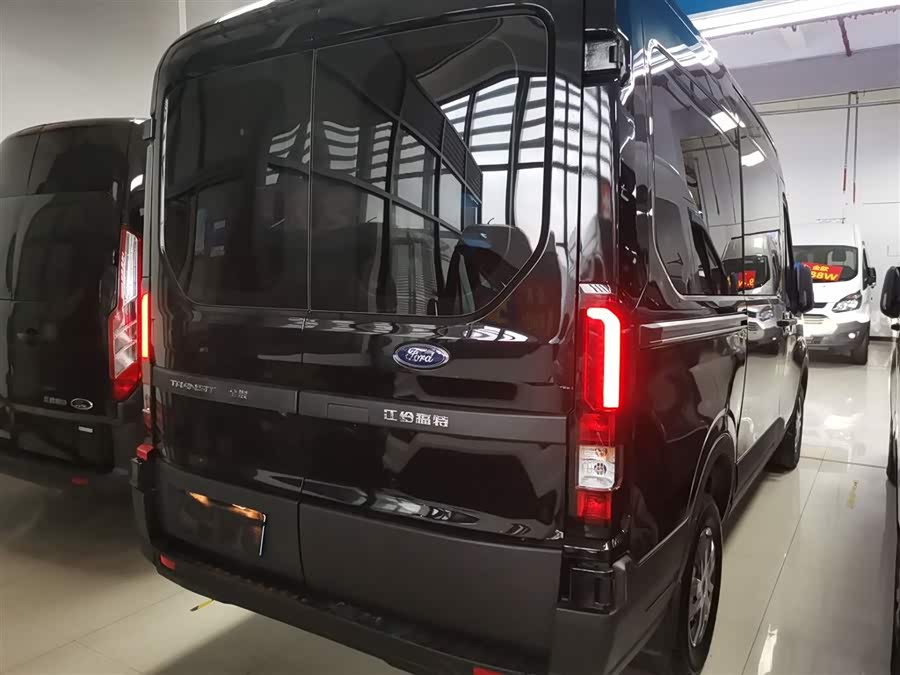 Ford Transit T8 2024 car image #8