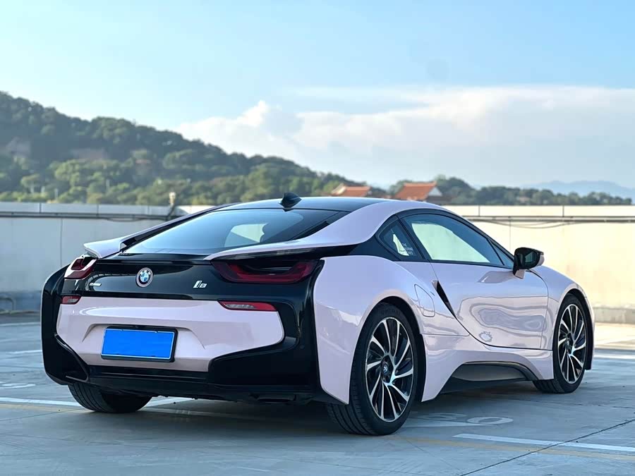 BMW i8 2015 #8 BMW i8 2015 صورة سيارة #8