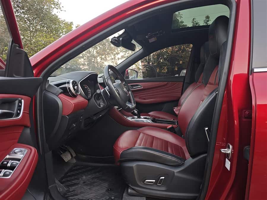 MG HS 2021 car image #8