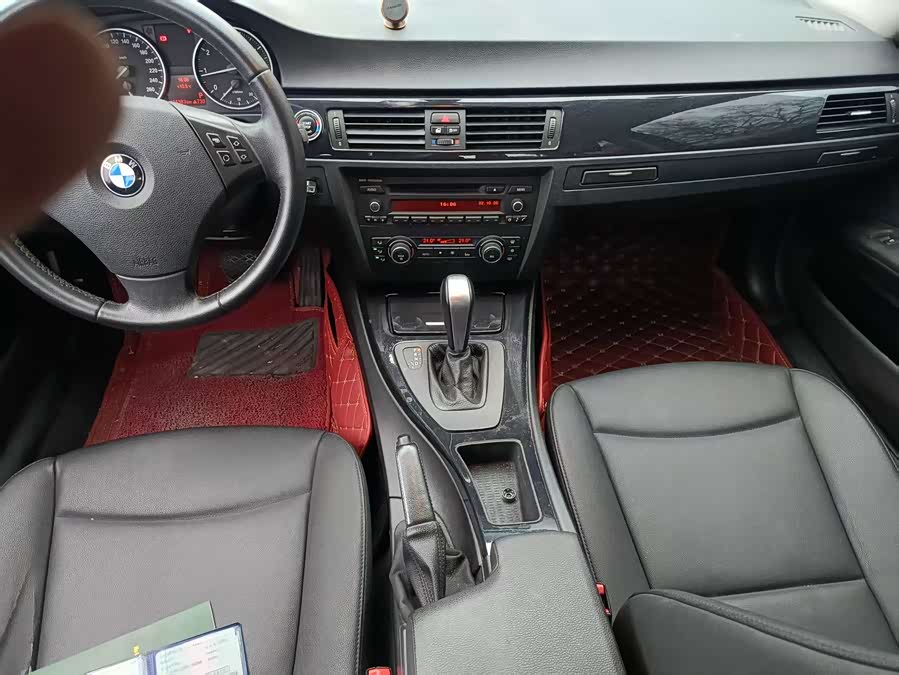 BMW 3 Series (Imported) 2011 immagine di auto #8