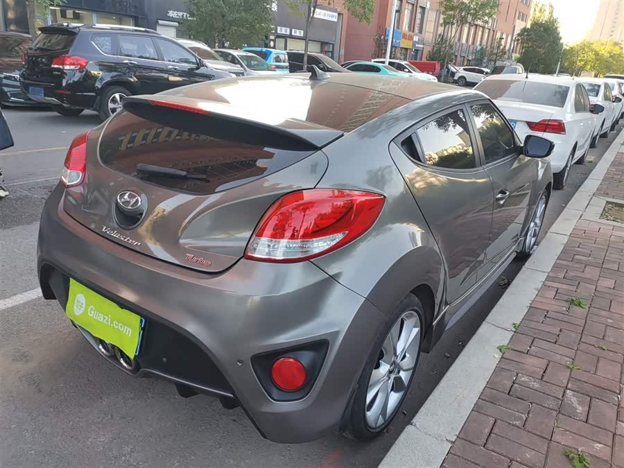 Hyundai Veloster 2015 #8 Hyundai Veloster 2015 car image #8