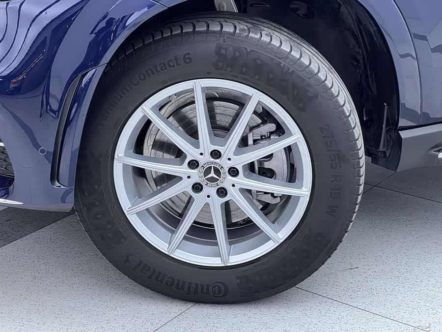 Mercedes-Benz GLE Class 2021 car image #8