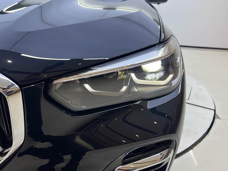 BMW X5 2022 صورة سيارة #8