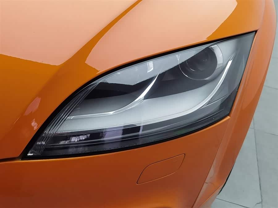 Audi TTS 2011 #8 Audi TTS 2011 car image #8