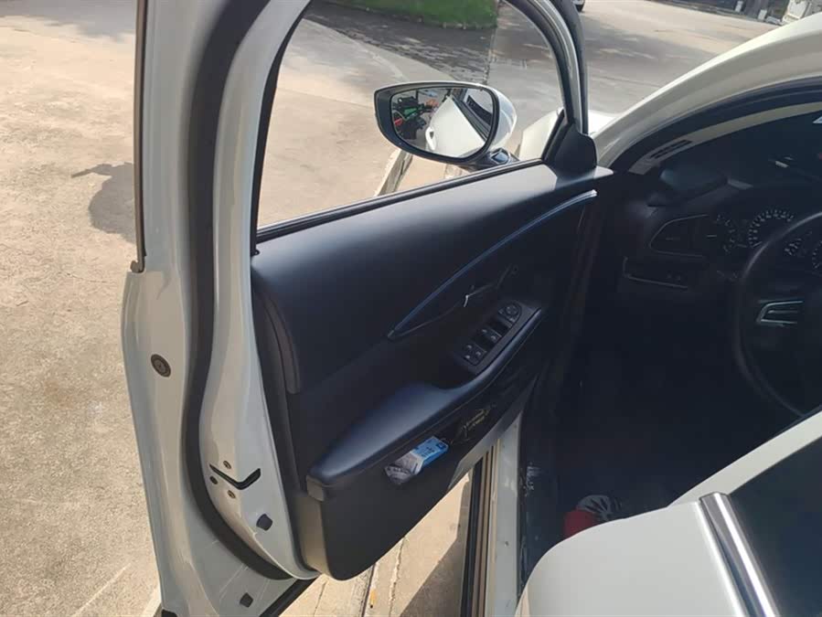 Mazda CX-3 2024 car image #8