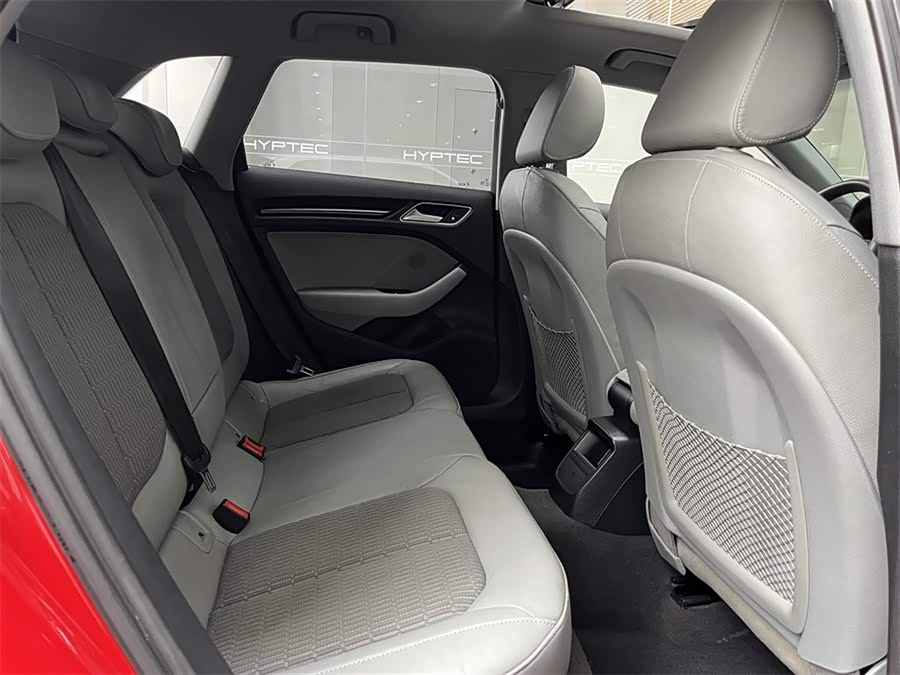 Audi A3 2018 immagine di auto #8