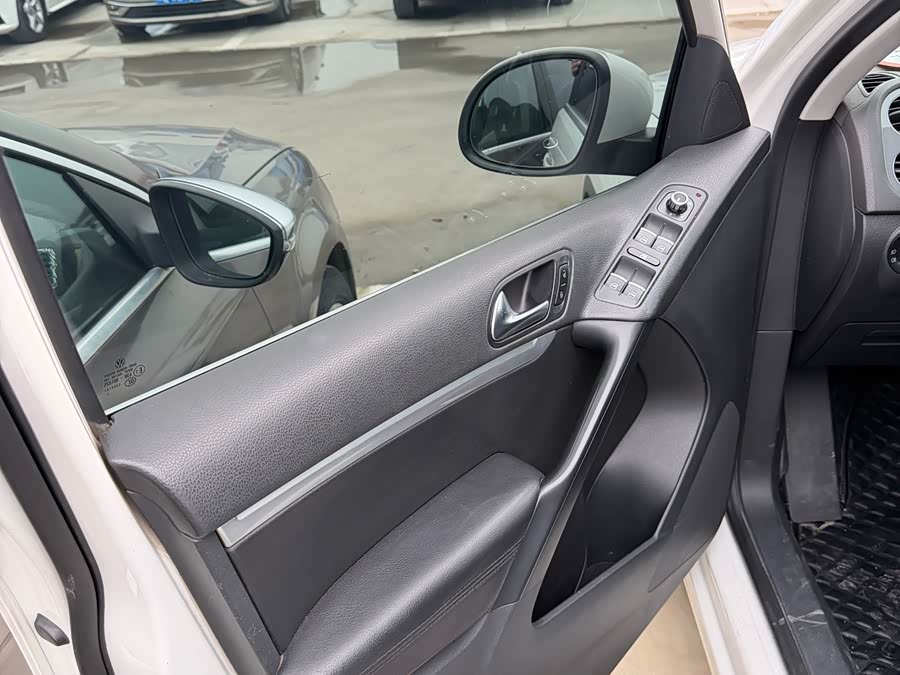 大众 Tiguan 2012 汽车图片 #8