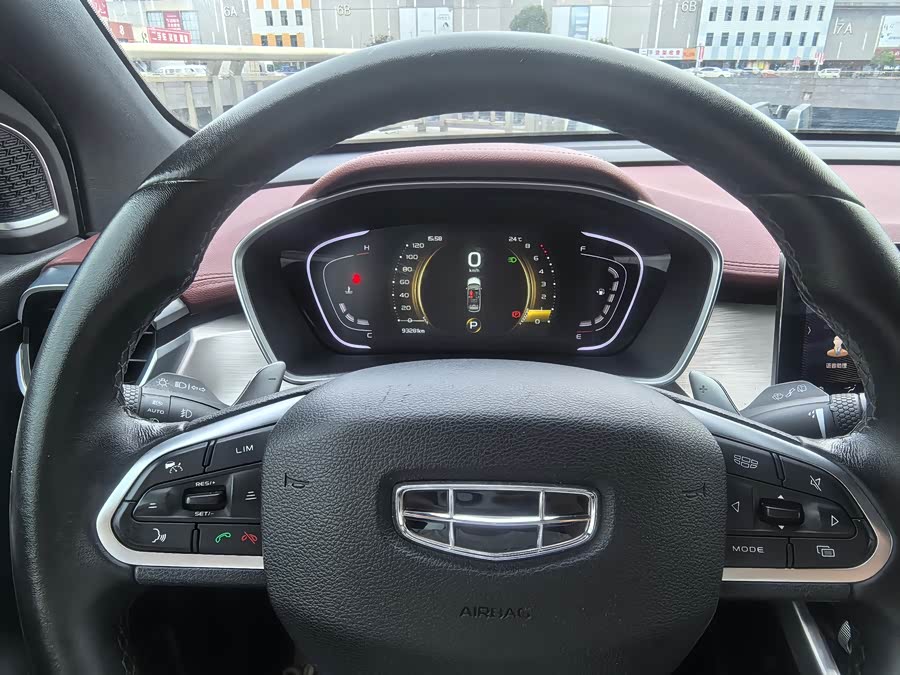 GEELY Coolray 2019 car image #8