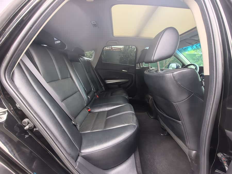 Honda CROSSTOUR 2016 car image #8