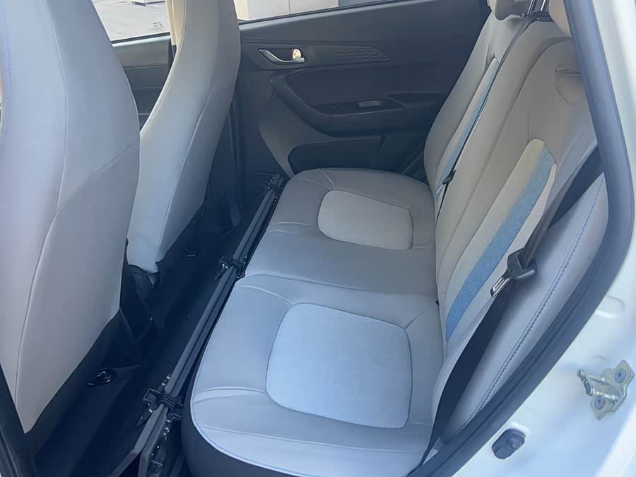 Changan BenBen E-Star 2022 car image #8