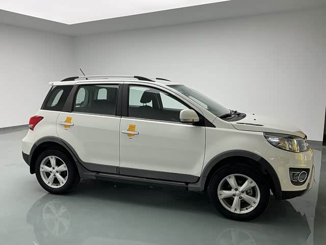 Haval H1 2017 #8 Haval H1 2017 car image #8