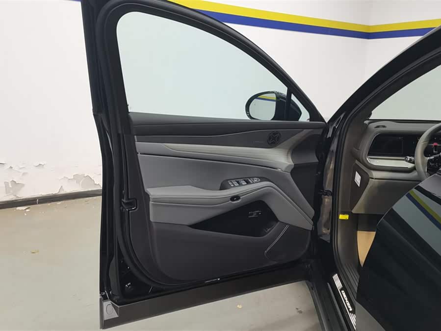 Denza N7 2023 #8 Denza N7 2023 car image #8