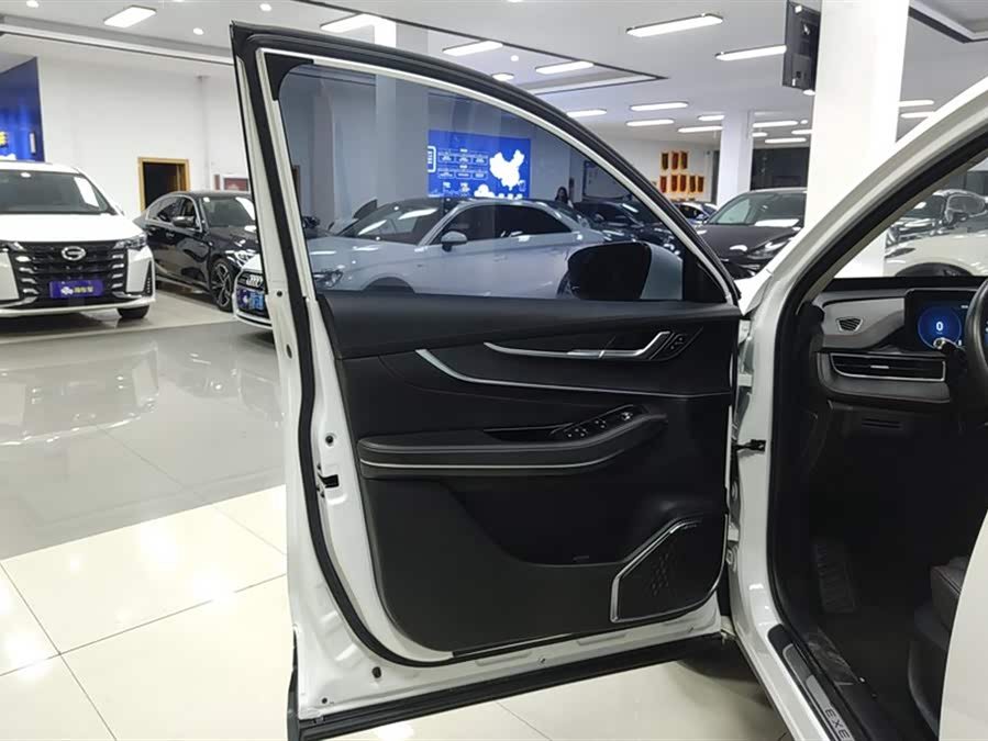 Exceed Chasing Wind 2023 #8 Exceed Chasing Wind 2023 car image #8